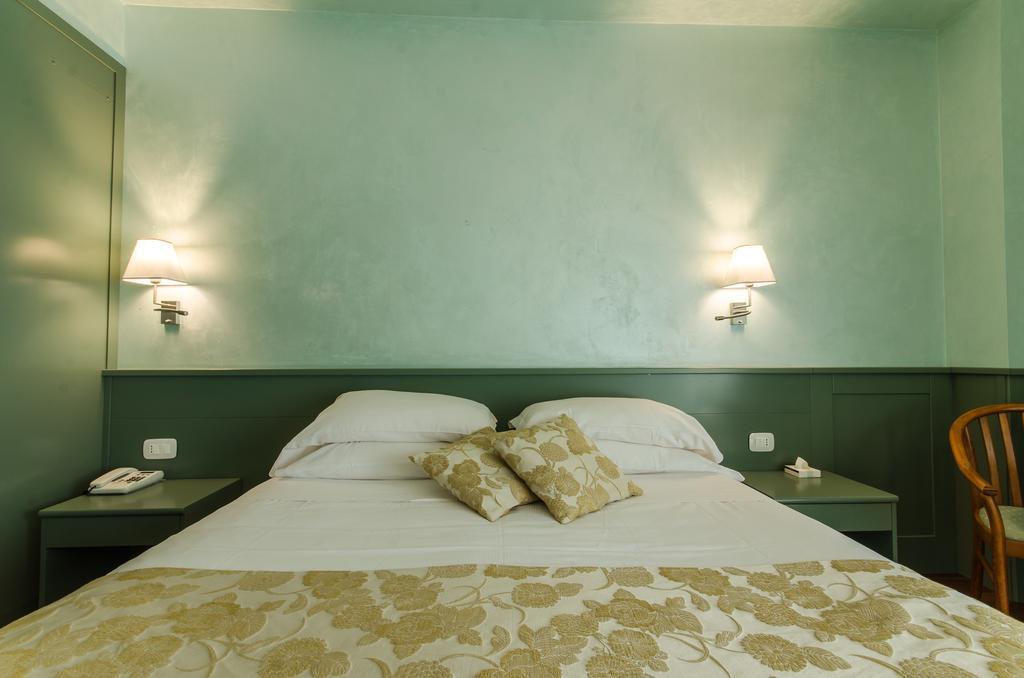 Hotel Santacroce Meeting Sulmona Eksteriør billede
