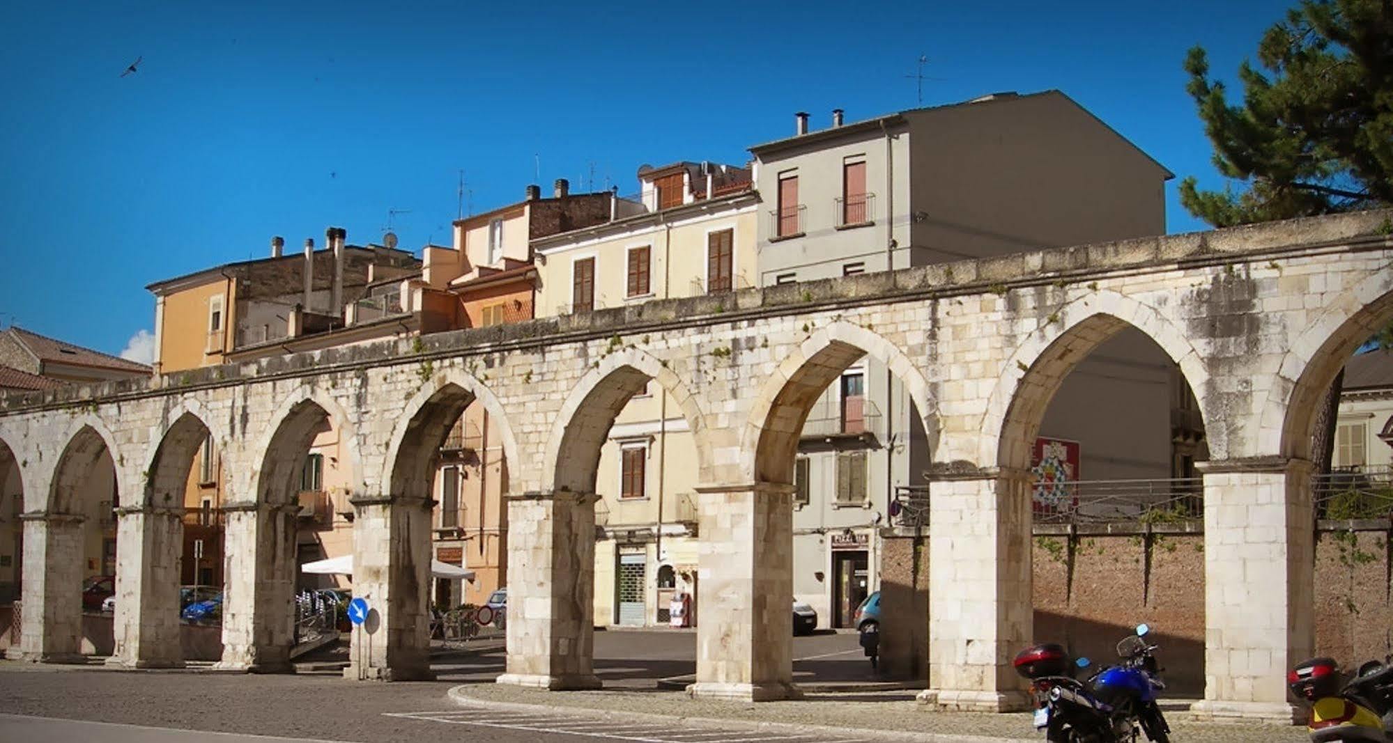 Hotel Santacroce Meeting Sulmona Eksteriør billede