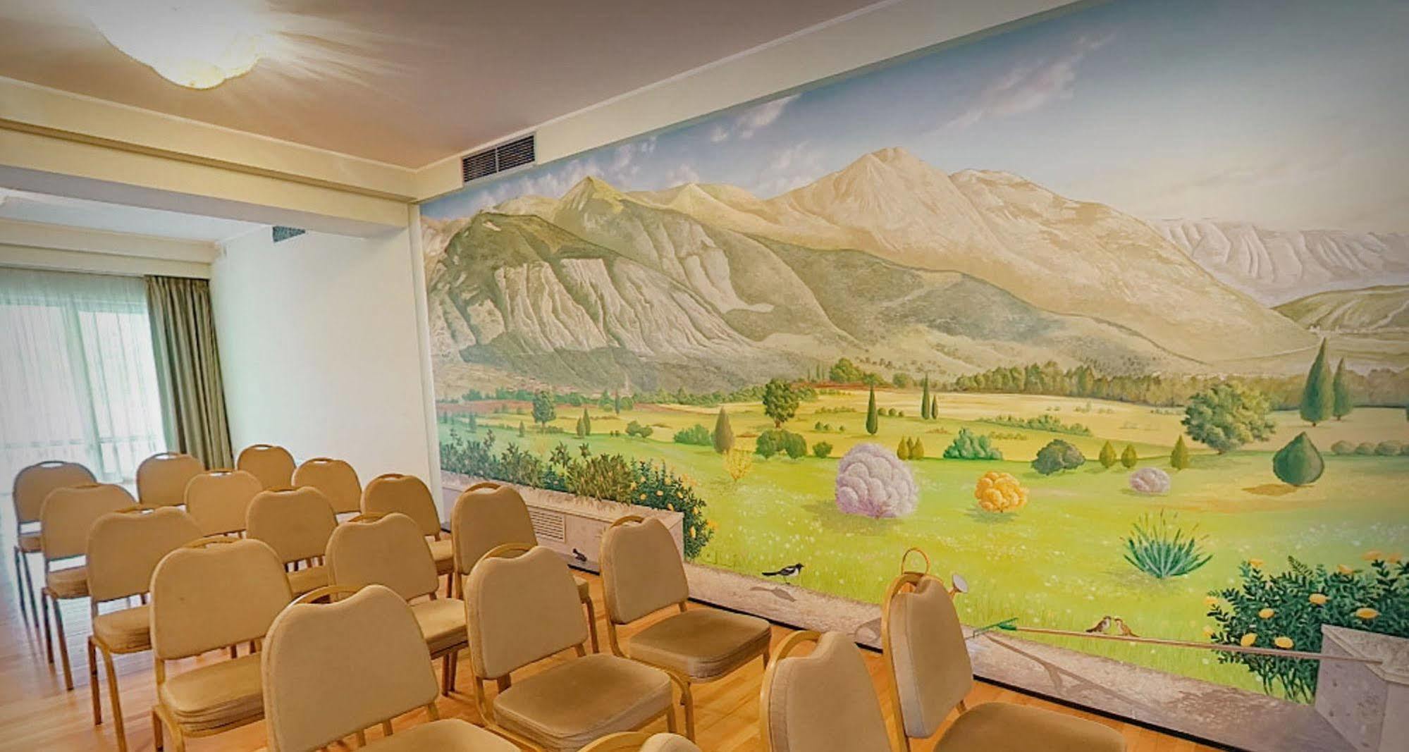 Hotel Santacroce Meeting Sulmona Eksteriør billede